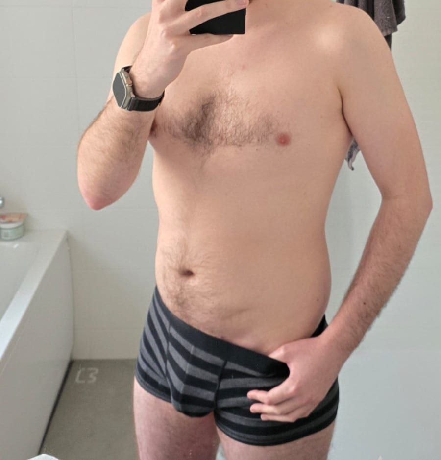 Mattis - Sites gay à Sedrun Profil de Mattis, 32 ans, Sites gay à Sedrun (Grisons)