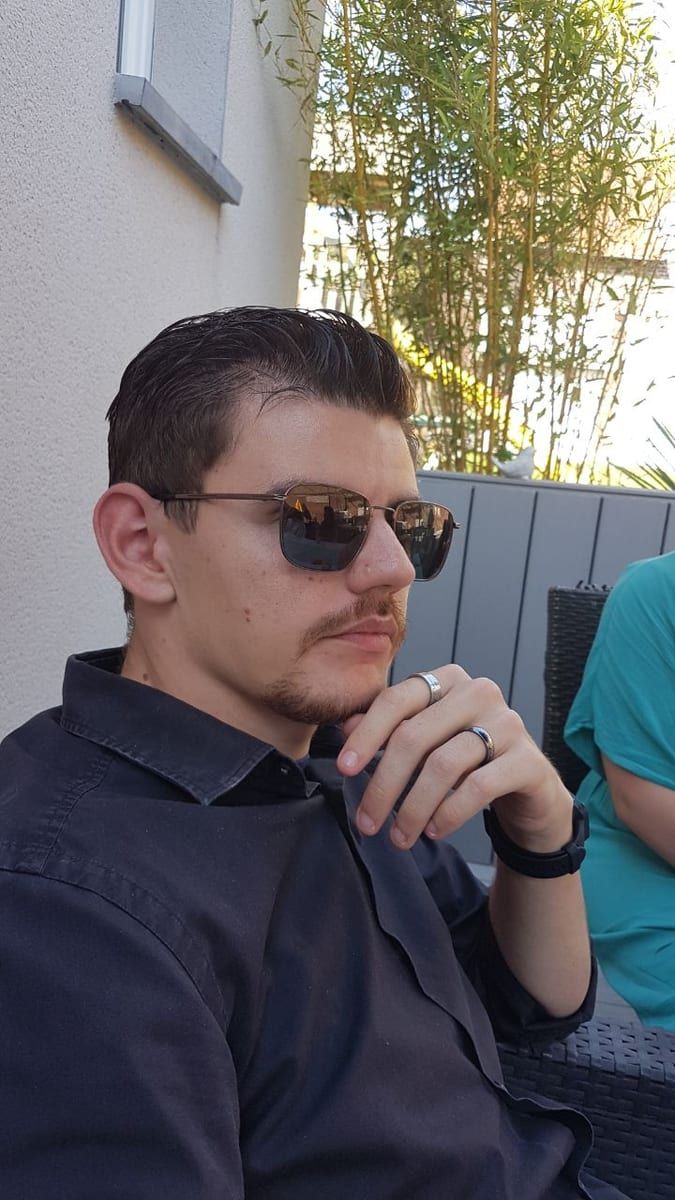 Malvine - Sites gay à Buochs Profil de Malvine, 23 ans, Sites gay à Buochs (Nidwald)