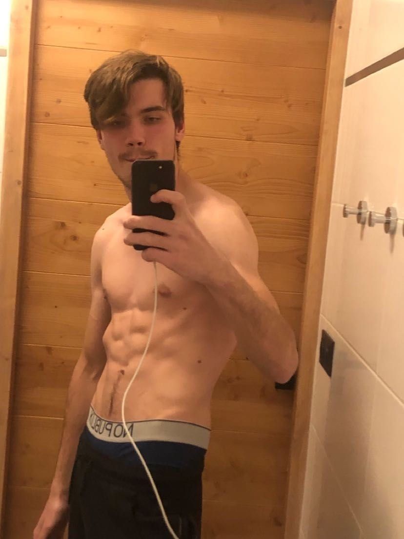 Taher - Sites gay à Unterbäch VS Profil de Taher, 35 ans, Sites gay à Unterbäch VS (Valais)