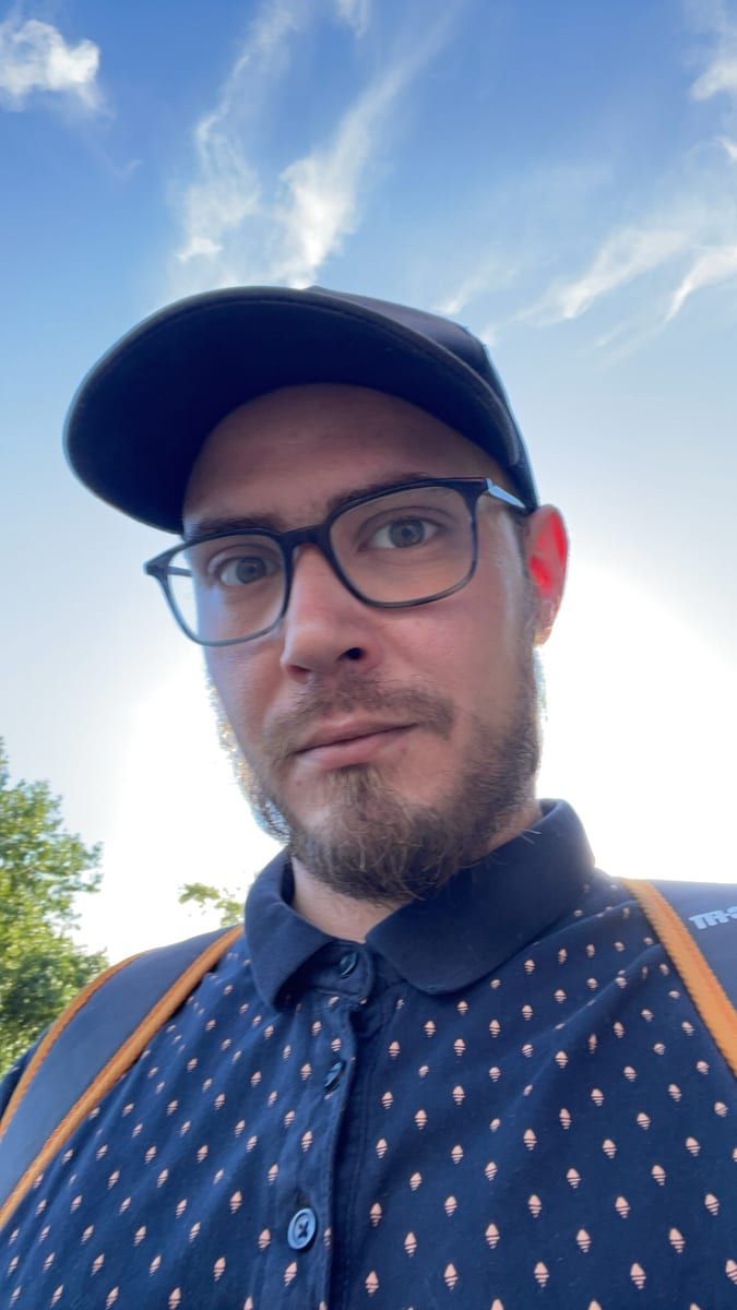 Calixte - Sites gay à Wil SG Profil de Calixte, 25 ans, Sites gay à Wil SG (Saint-Gall)