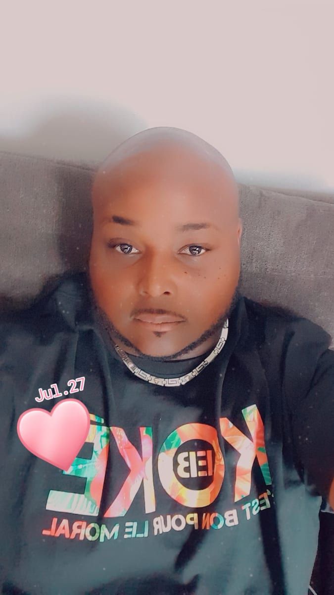 Ulrick - Sites gay à Zollikofen Profil de Ulrick, 22 ans, Sites gay à Zollikofen (Berne)