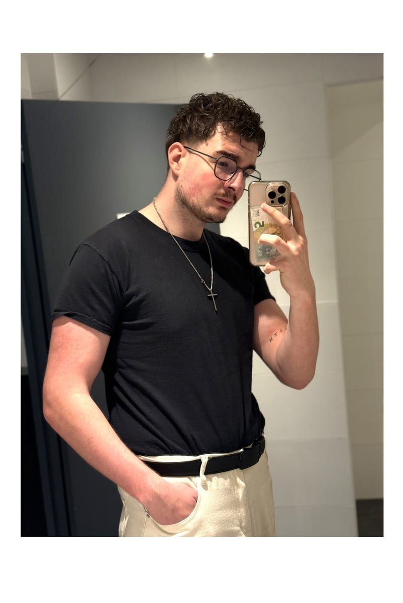 Flynn - Sites gay à Mellingen Profil de Flynn, 37 ans, Sites gay à Mellingen (Argovie)