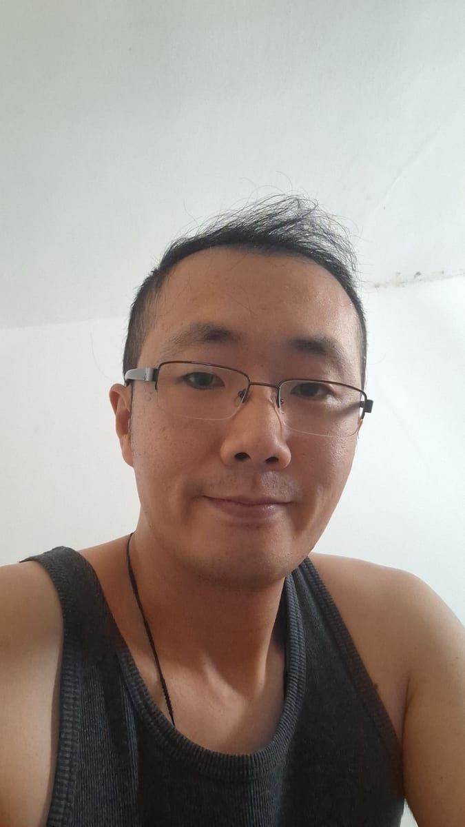 Hassine - Sites gay à St. Peter Profil de Hassine, 36 ans, Sites gay à St. Peter (Grisons)