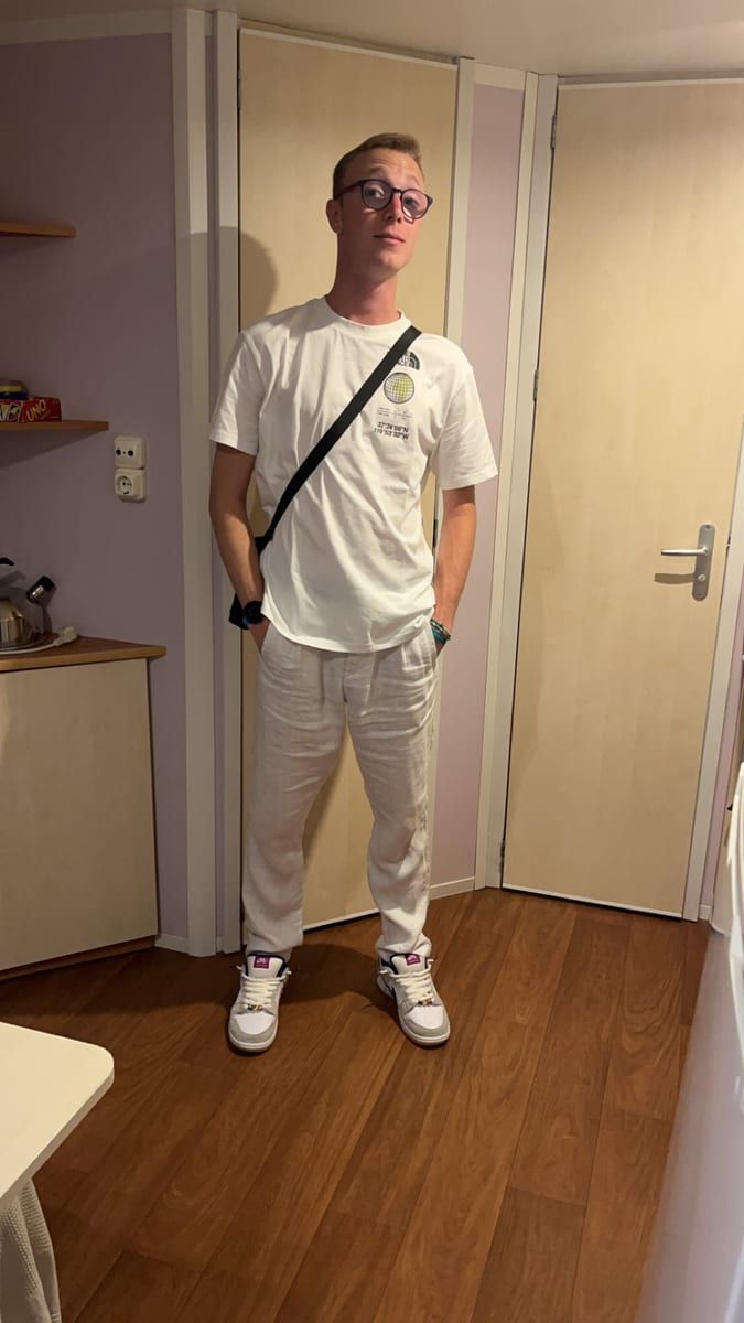 Profil de Mouctar, 22 ans, Sites gay à Stehrenberg (Thurgovie)
