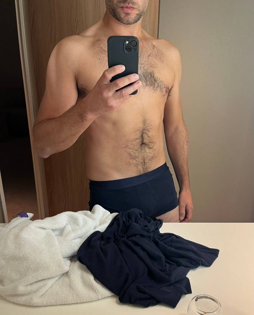 Rayyan - Sites gay à Penthéréaz Profil de Rayyan, 27 ans, Sites gay à Penthéréaz (Vaud)