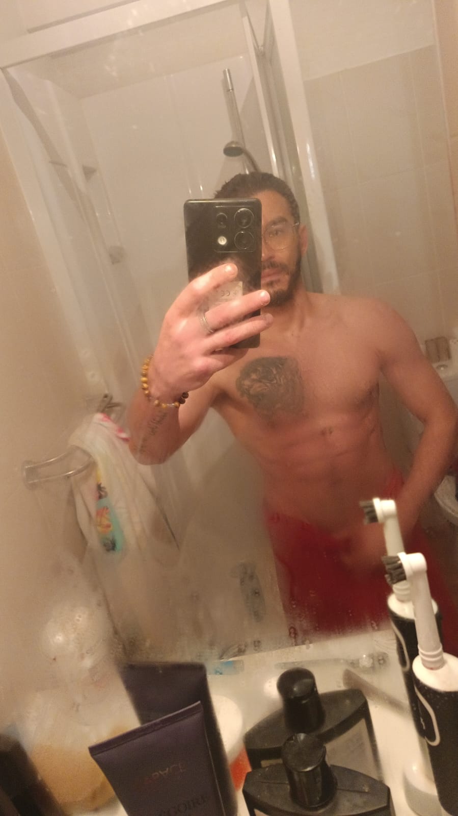 Rolf - Sites gay à Sarn Profil de Rolf, 41 ans, Sites gay à Sarn (Grisons)