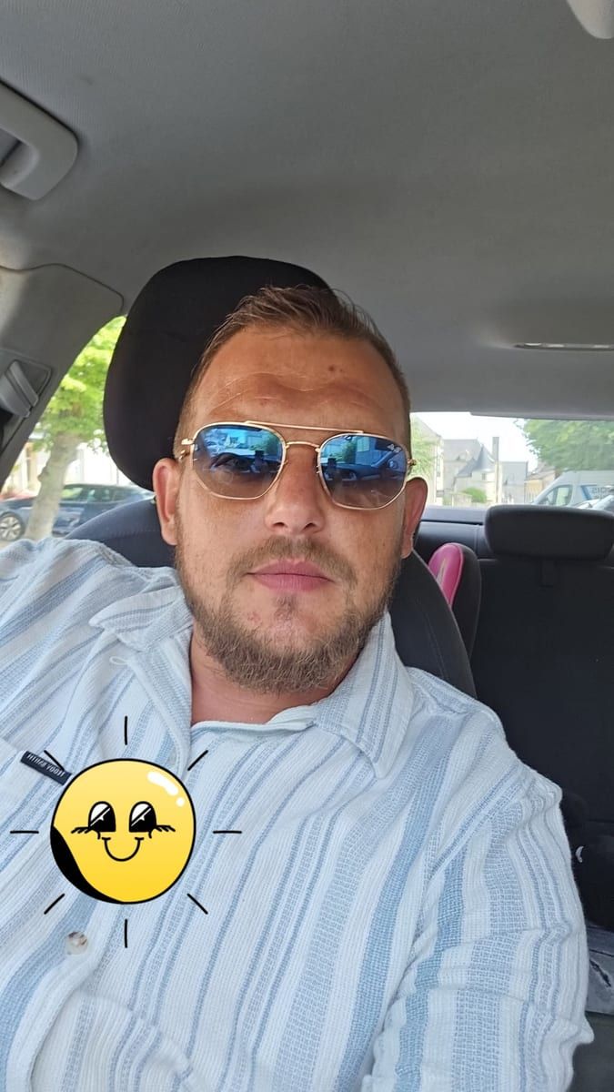 Profil de Manutea, 25 ans, Sites gay à Wilen b. Wollerau (Schwytz)