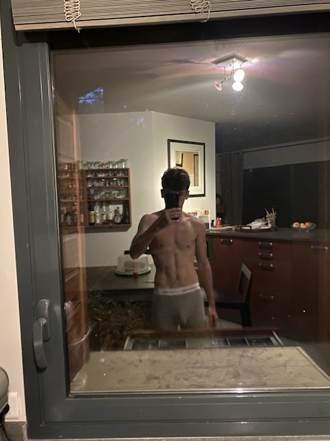 Gilen - Sites gay à Gondo Profil de Gilen, 28 ans, Sites gay à Gondo (Valais)