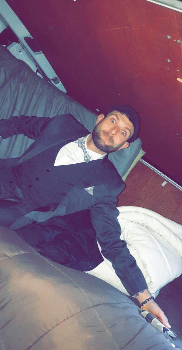 Vaik - Sites gay à Hemishofen Profil de Vaik, 29 ans, Sites gay à Hemishofen (Schaffhouse)