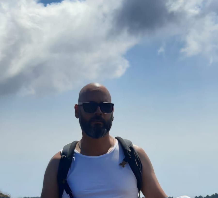 Lorcan - Sites gay à Büttenhardt Profil de Lorcan, 43 ans, Sites gay à Büttenhardt (Schaffhouse)