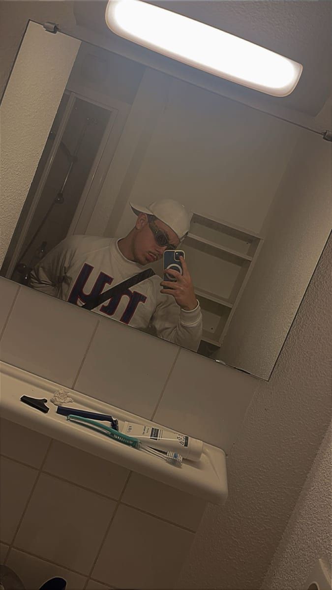 Profil de Yi, 33 ans, Sites gay à Wäldi (Thurgovie)