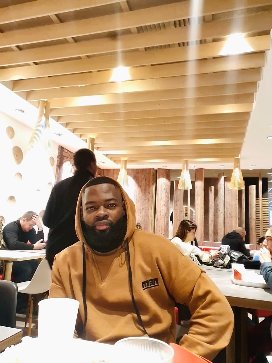 Profil de Chmouel, 26 ans, Sites gay à Zoug (Zoug)