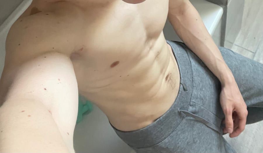 Mewen - Sites gay à Wileroltigen Profil de Mewen, 32 ans, Sites gay à Wileroltigen (Berne)