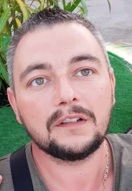 Eness - Sites gay à Venthône Profil de Eness, 26 ans, Sites gay à Venthône (Valais)