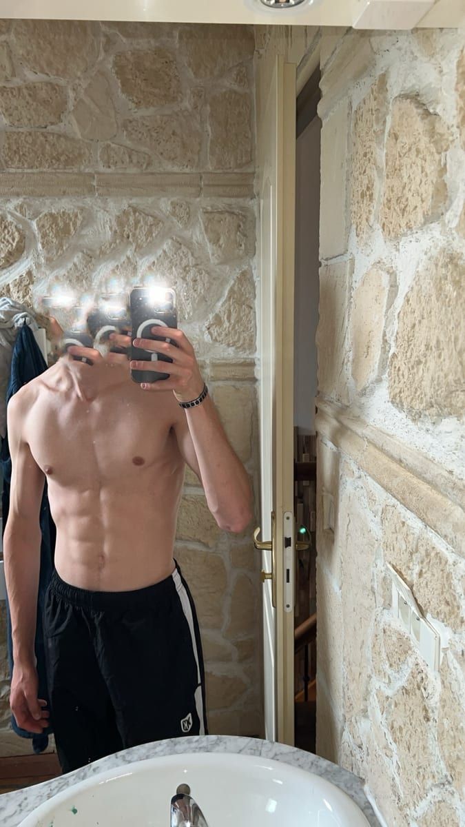 Noane - Sites gay à Penthéréaz Profil de Noane, 41 ans, Sites gay à Penthéréaz (Vaud)