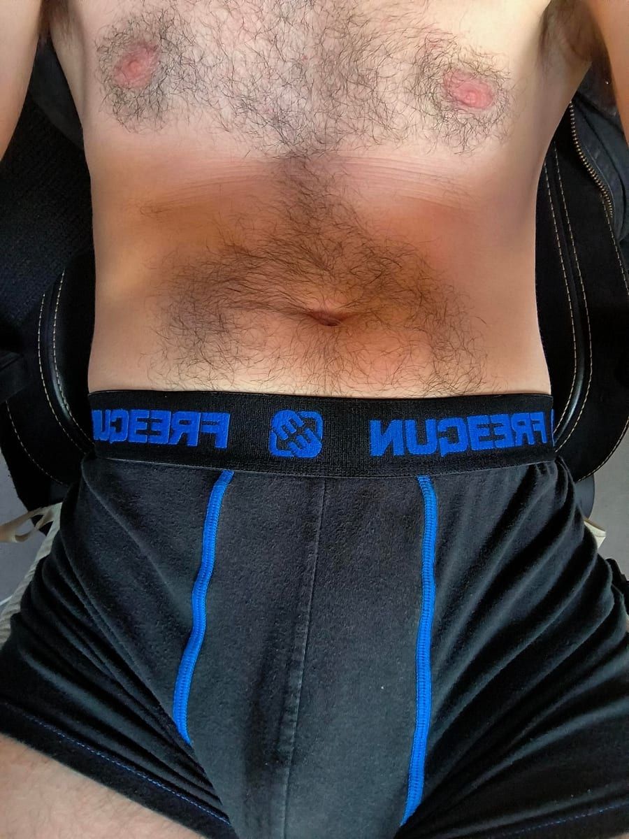 Yuki - Sites gay à Oberwil b. Zug Profil de Yuki, 38 ans, Sites gay à Oberwil b. Zug (Zoug)