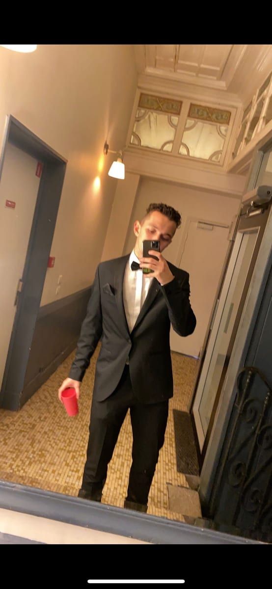 Livan - Sites gay à Diesbach GL Profil de Livan, 31 ans, Sites gay à Diesbach GL (Glaris)