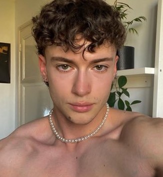 Acil - Sites gay à Wilihof Profil de Acil, 31 ans, Sites gay à Wilihof (Lucerne)