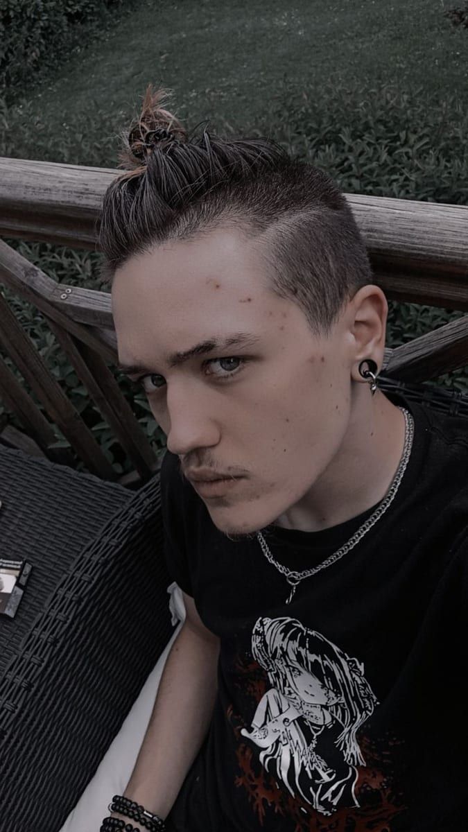 Madenn - Sites gay à Schachen LU Profil de Madenn, 26 ans, Sites gay à Schachen LU (Lucerne)