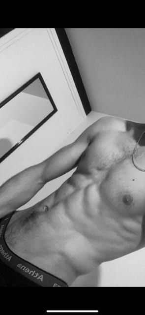 Gwenal - Sites gay à Cointrin Profil de Gwenal, 38 ans, Sites gay à Cointrin (Genève)
