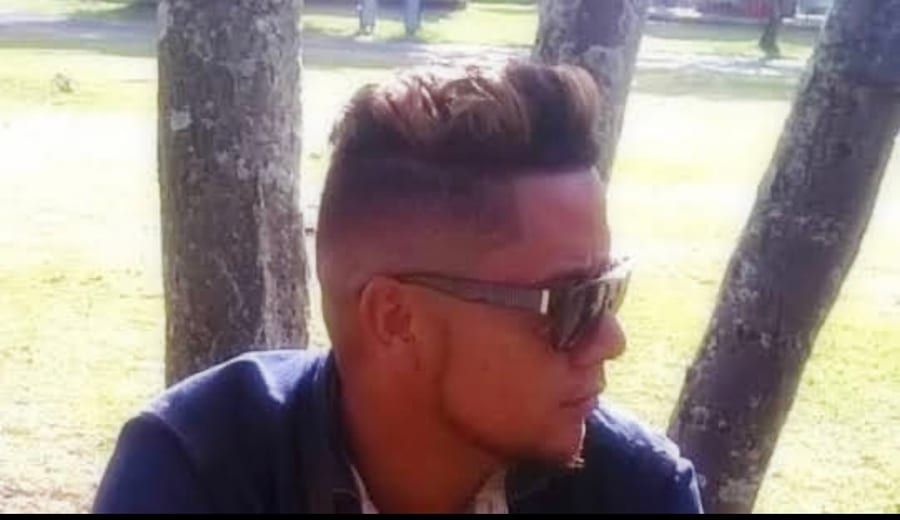 Dusko - Sites gay à Chapelle (Glâne) Profil de Dusko, 29 ans, Sites gay à Chapelle (Glâne) (Fribourg)