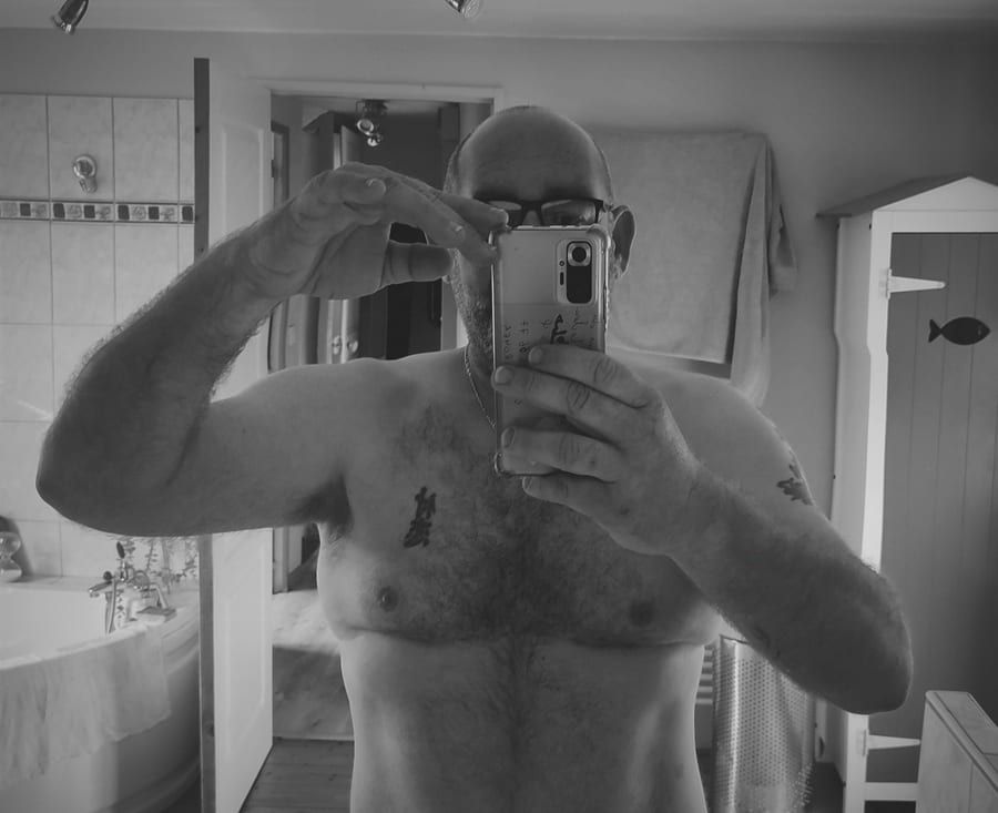 Naor - Sites gay à Villarsiviriaux Profil de Naor, 44 ans, Sites gay à Villarsiviriaux (Fribourg)