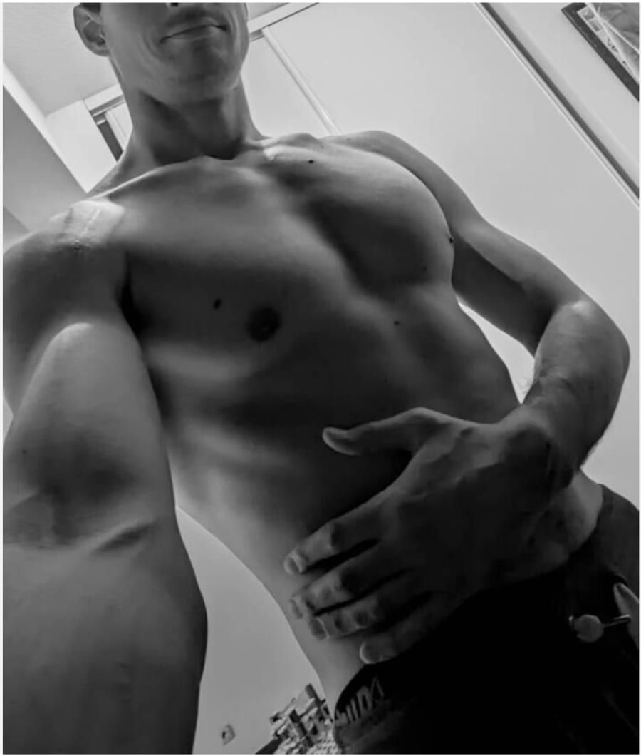 Fawaz - Sites gay à Augio Profil de Fawaz, 38 ans, Sites gay à Augio (Grisons)