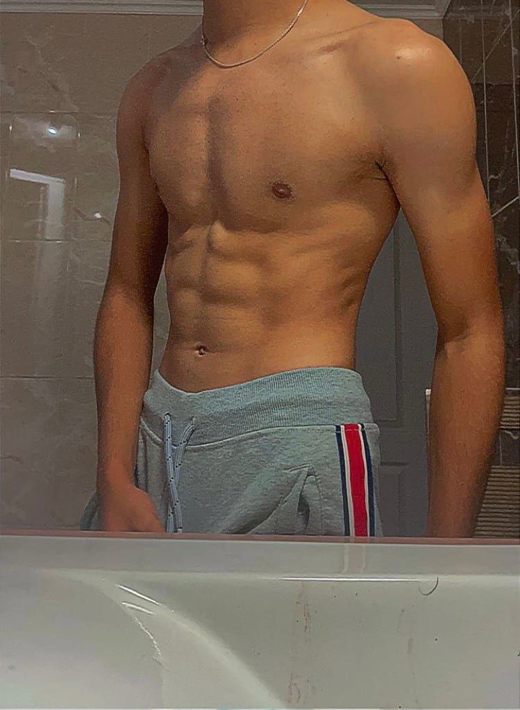 Jessim - Sites gay à Bürglen UR Profil de Jessim, 22 ans, Sites gay à Bürglen UR (Uri)