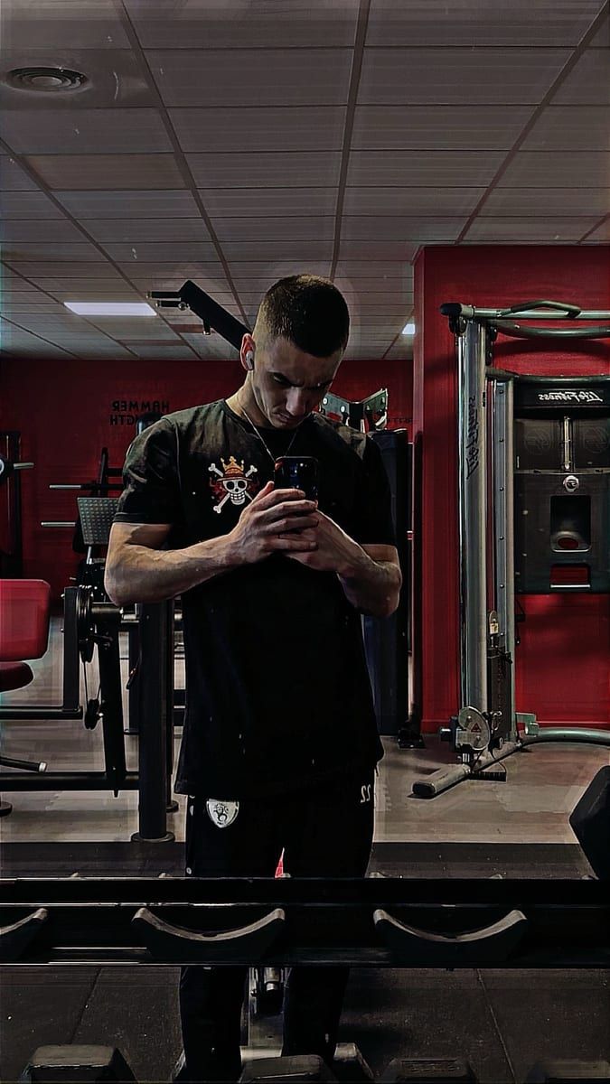 Jerry-lee - Sites gay à Tegna Profil de Jerry-lee, 27 ans, Sites gay à Tegna (Tessin)