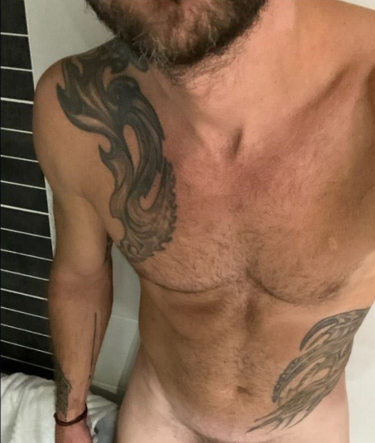 Radomir - Sites gay à Neuchâtel Profil de Radomir, 39 ans, Sites gay à Neuchâtel (Neuchâtel)