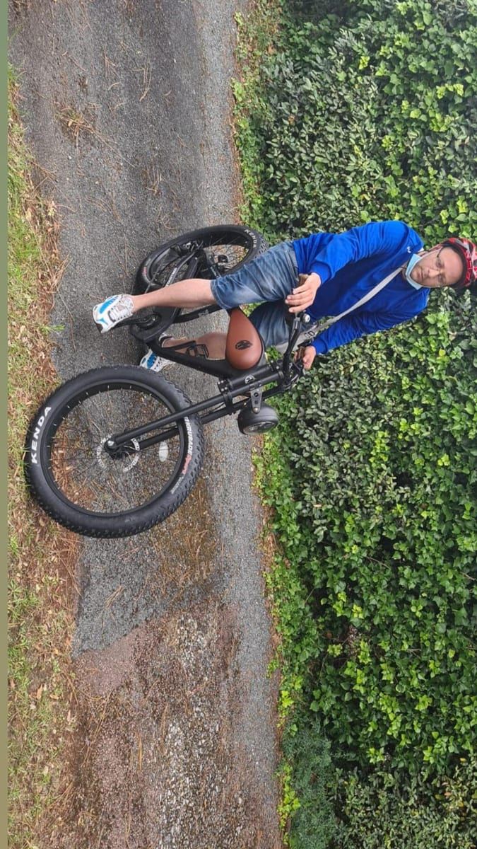 Edwing - Sites gay à Wölflinswil Profil de Edwing, 23 ans, Sites gay à Wölflinswil (Argovie)