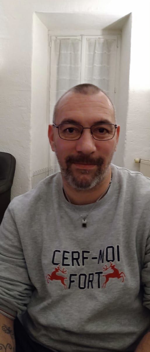 Malcolm - Sites gay à Landquart Profil de Malcolm, 28 ans, Sites gay à Landquart (Grisons)