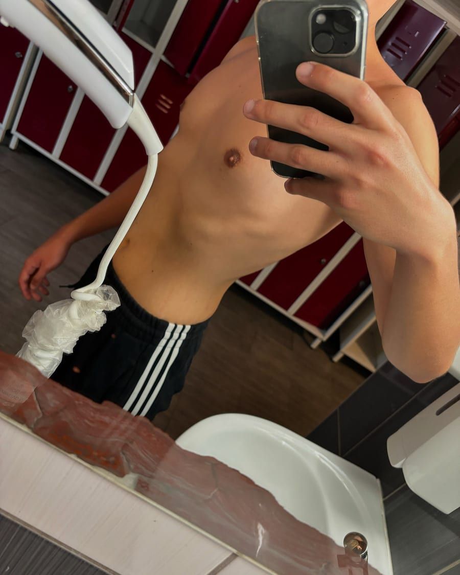 Emin - Sites gay à Nidfurn Profil de Emin, 45 ans, Sites gay à Nidfurn (Glaris)