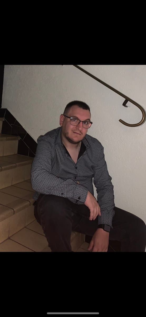 Profil de Egon, 22 ans, Sites gay à Thal (Appenzell Rhodes-Extérieures)
