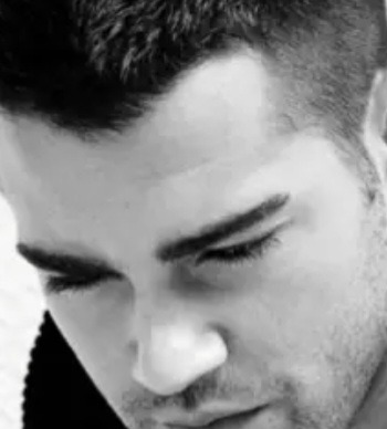 Oliver - Sites gay à Wangenried Profil de Oliver, 35 ans, Sites gay à Wangenried (Berne)