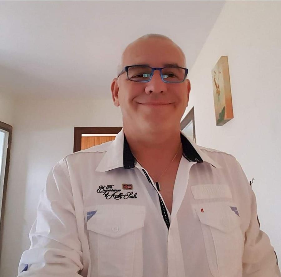 Luiz - Sites gay à Uttigen Profil de Luiz, 37 ans, Sites gay à Uttigen (Berne)