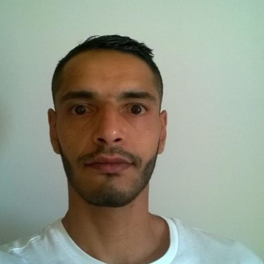 Saibou - Sites gay à Le Brouillet Profil de Saibou, 44 ans, Sites gay à Le Brouillet (Neuchâtel)