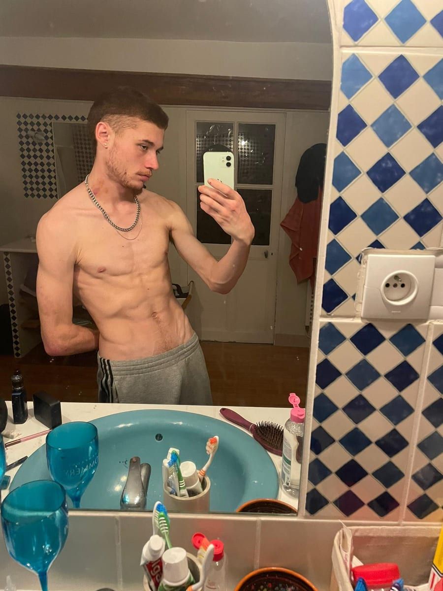 Profil de Nolann, 23 ans, Sites gay à Rebeuvelier (Jura)