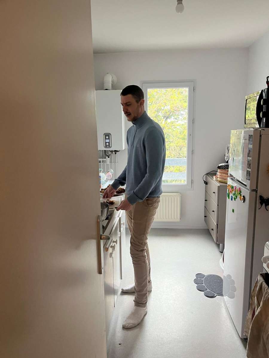 Jean-moise - Sites gay à Schattdorf Profil de Jean-moise, 28 ans, Sites gay à Schattdorf (Uri)