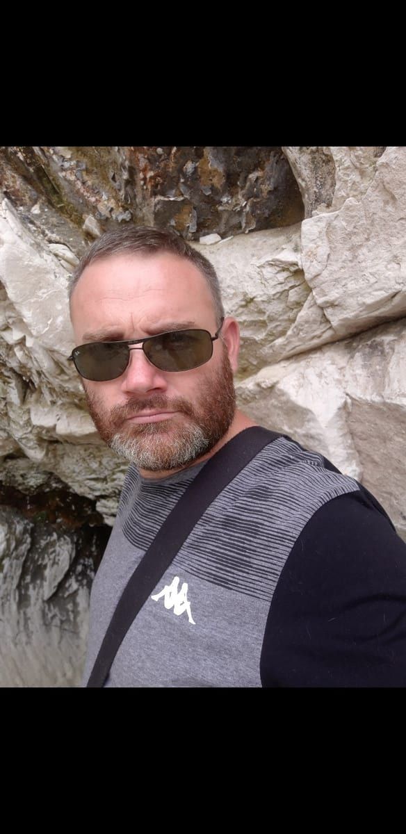 Profil de Abbes, 38 ans, Sites gay à Wilen b. Wil (Thurgovie)