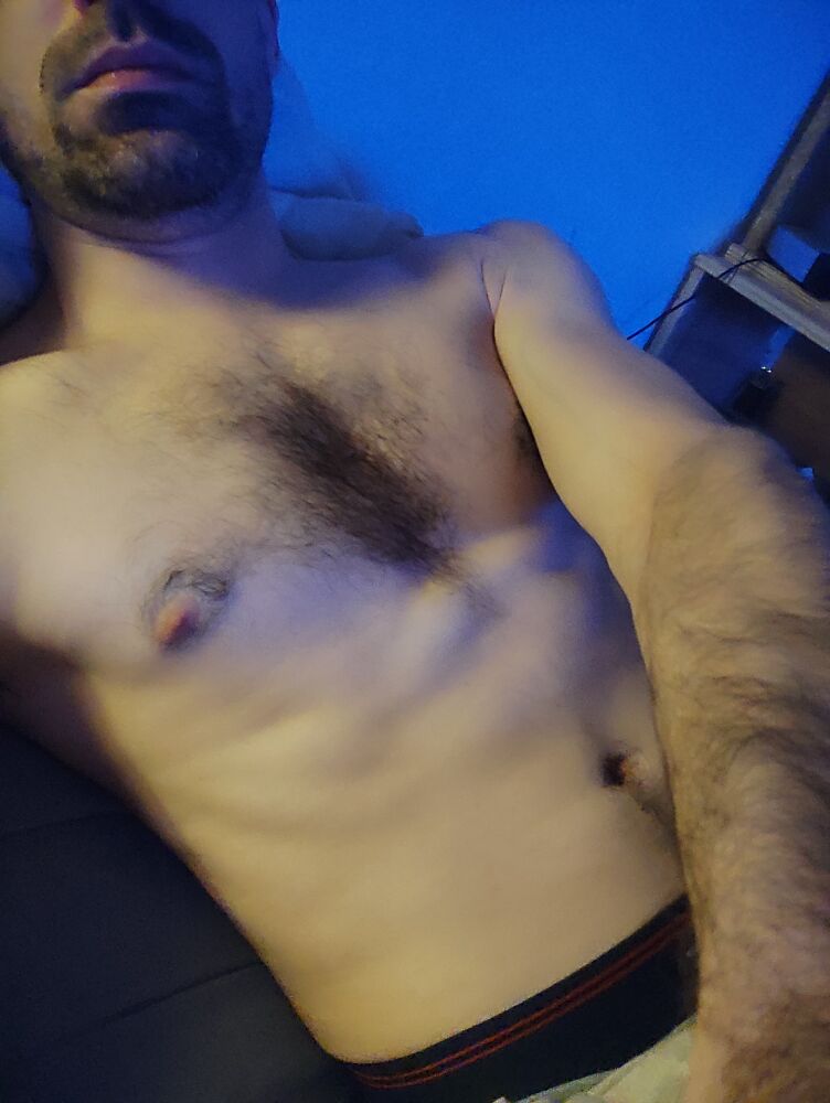 Arsalan - Sites gay à Stalden (Sarnen) Profil de Arsalan, 26 ans, Sites gay à Stalden (Sarnen) (Obwald)