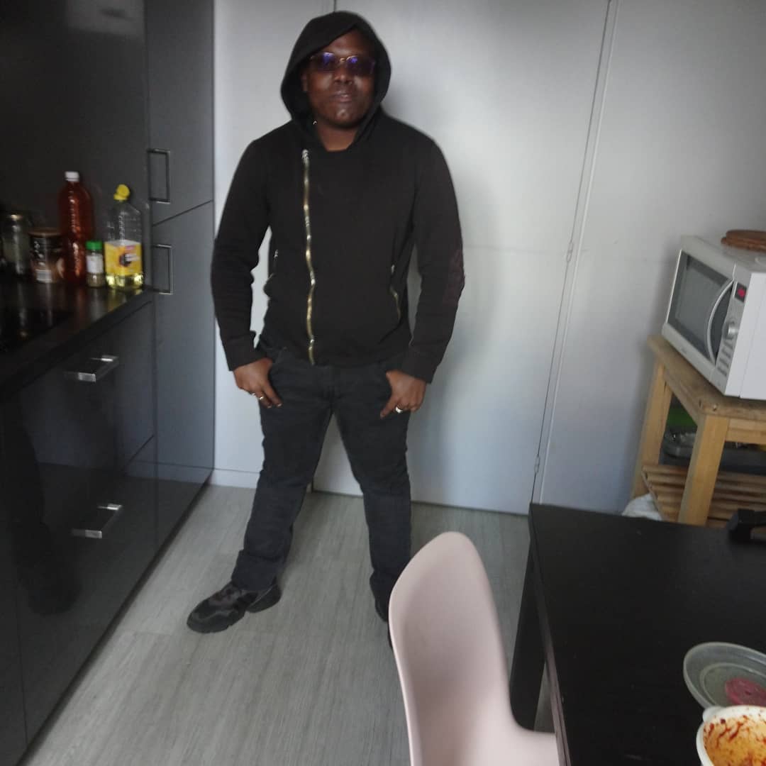 Profil de Avy, 29 ans, Sites gay à Orzens (Vaud)