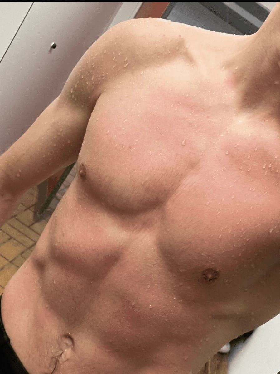 Emre-can - Sites gay à Fürigen Profil de Emre-can, 45 ans, Sites gay à Fürigen (Nidwald)