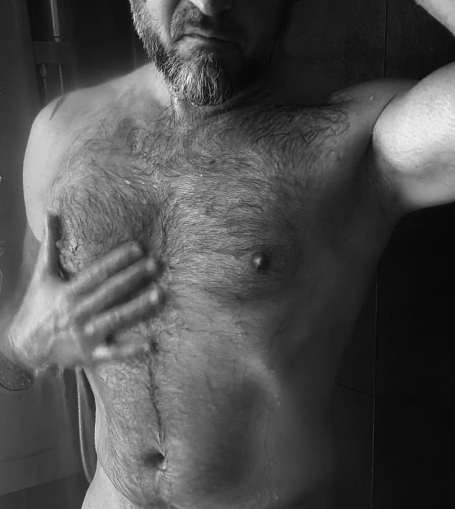 Cosma - Sites gay à Niederwil AG Profil de Cosma, 37 ans, Sites gay à Niederwil AG (Argovie)