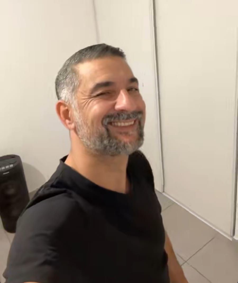 Rojhat - Sites gay à Hitzkirch Profil de Rojhat, 37 ans, Sites gay à Hitzkirch (Lucerne)