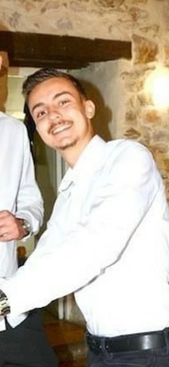Imad - Sites gay à Vens (Sembrancher) Profil de Imad, 34 ans, Sites gay à Vens (Sembrancher) (Valais)