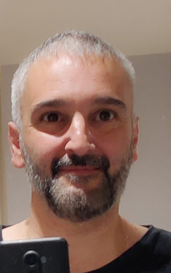 Sofyen - Sites gay à Kallnach Profil de Sofyen, 39 ans, Sites gay à Kallnach (Berne)