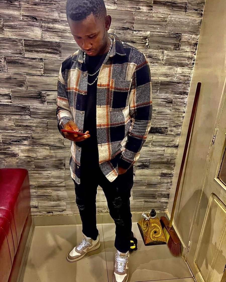 Redwane - Sites gay à Schiers Profil de Redwane, 22 ans, Sites gay à Schiers (Grisons)
