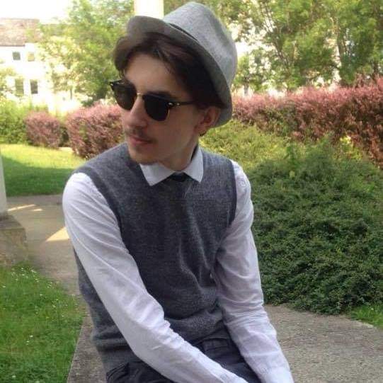 Dior - Sites gay à Hospental Profil de Dior, 24 ans, Sites gay à Hospental (Uri)
