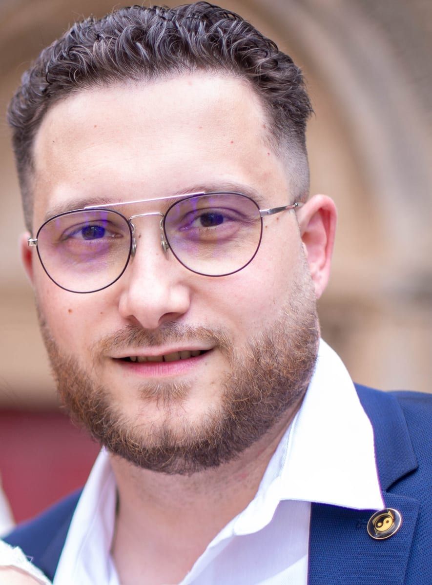 Laurens - Sites gay à Osterfingen Profil de Laurens, 45 ans, Sites gay à Osterfingen (Schaffhouse)